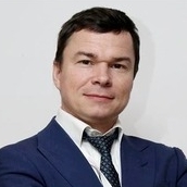 Владислав Мартынов